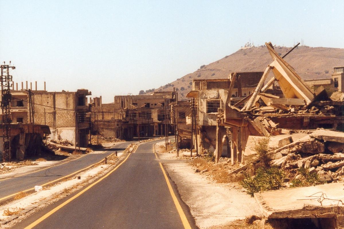 A cidade em ruínas de Quneitra, nas Colinas de Golã, Síria